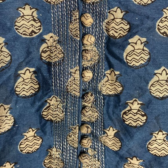 Good Earth Sustain blouse - Picture 7 of 11